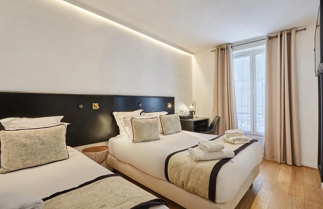 Hotel Eiffel Rive Gauche-1