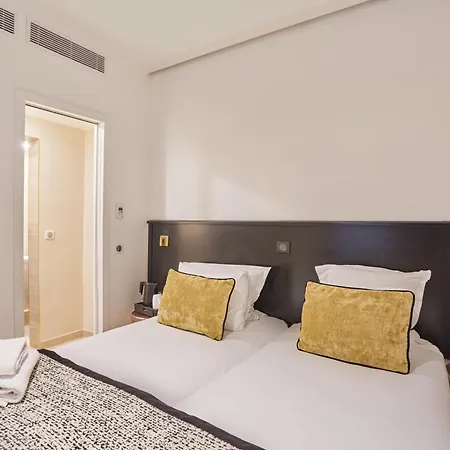 Hotel Eiffel Rive Gauche-3